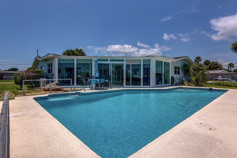 Photo of Outdoor in Cocoa Isles