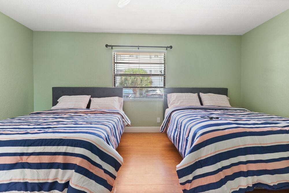 Photo of Bedroom in Florida North Atlantic Coast