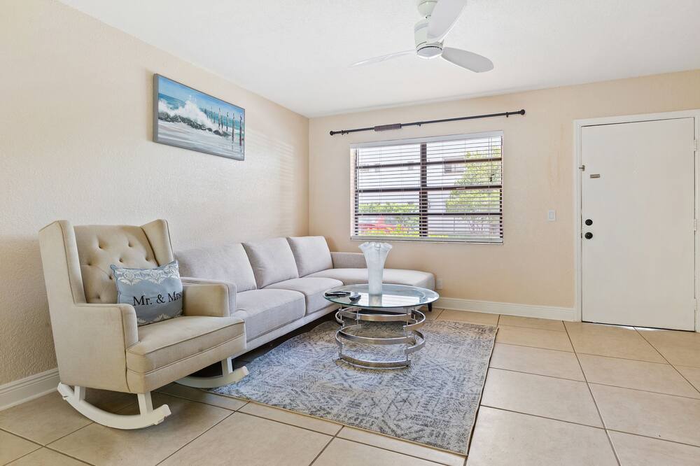 Photo of Livingroom in Florida North Atlantic Coast