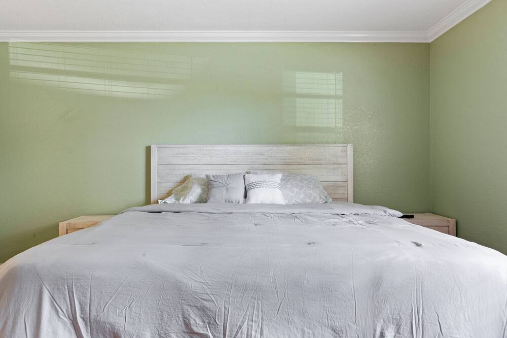 Photo of Bedroom in Florida North Atlantic Coast
