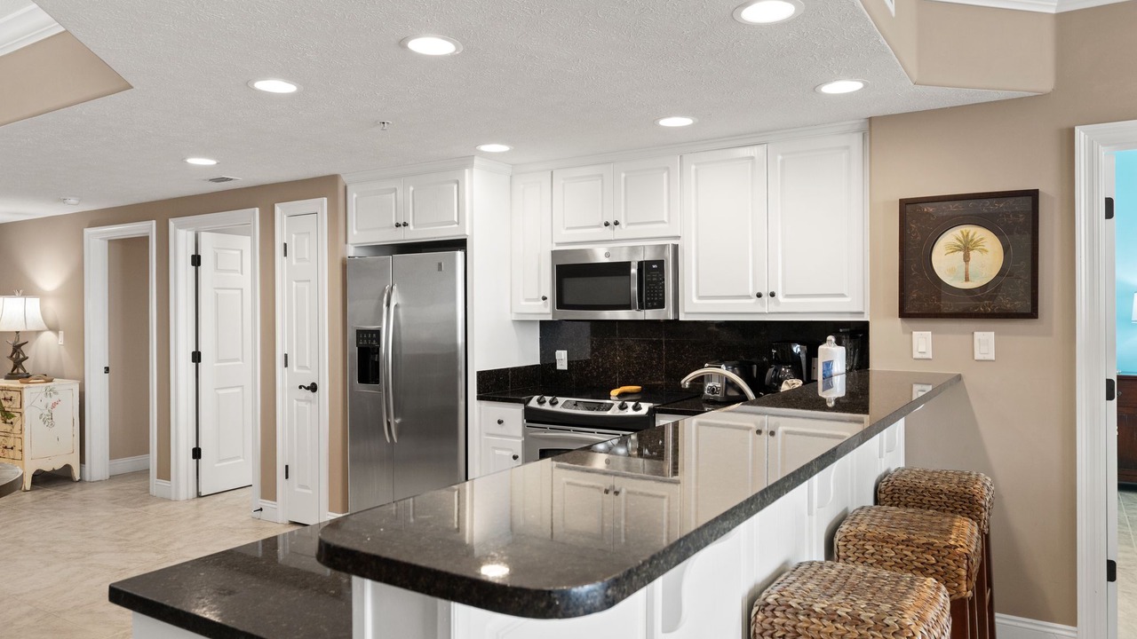 Photo of Kitchen in Lower Grand Lagoon