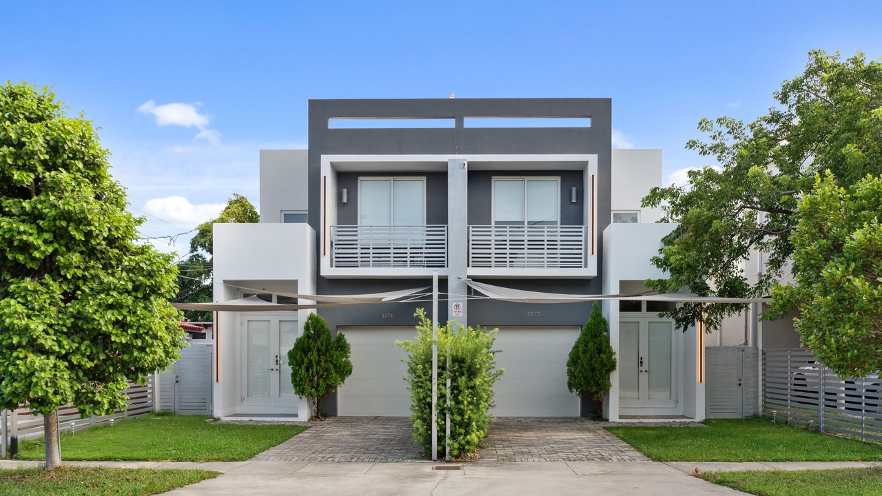 Photo of Outdoor in Coral Way