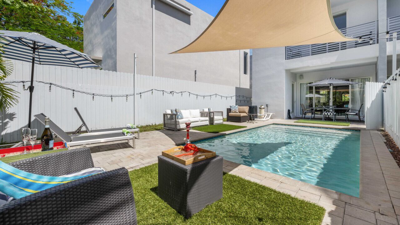 Photo of Outdoor in Coral Way