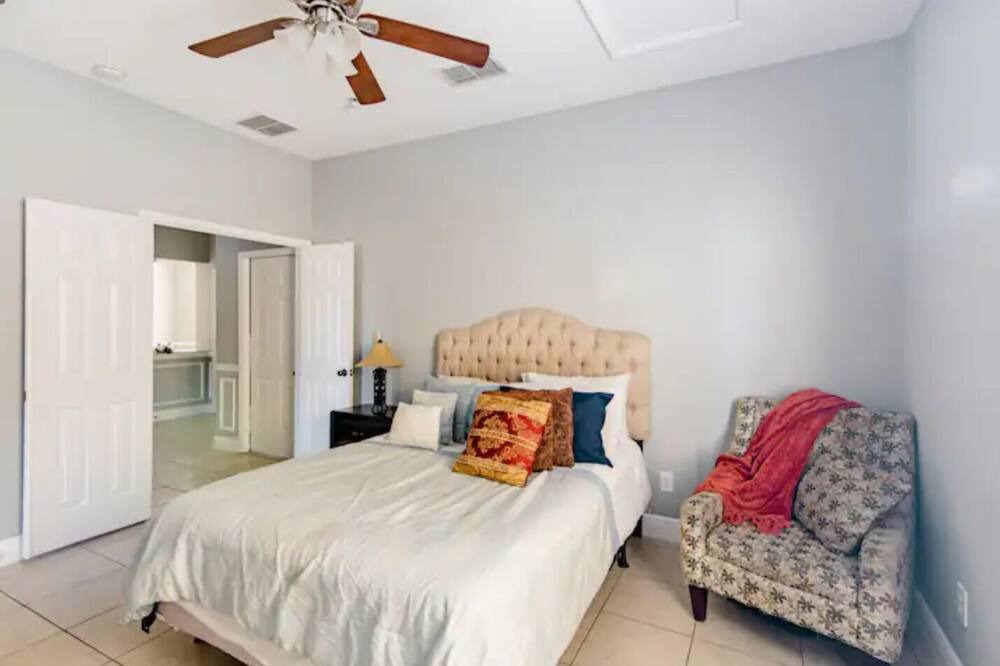 Photo of Bedroom in Orlando