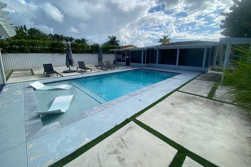 Photo of Outdoor in Flagami