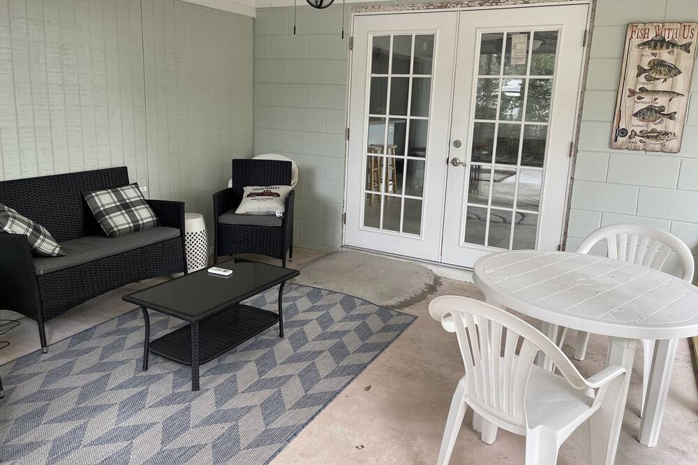 Photo of Bedroom in Tavares