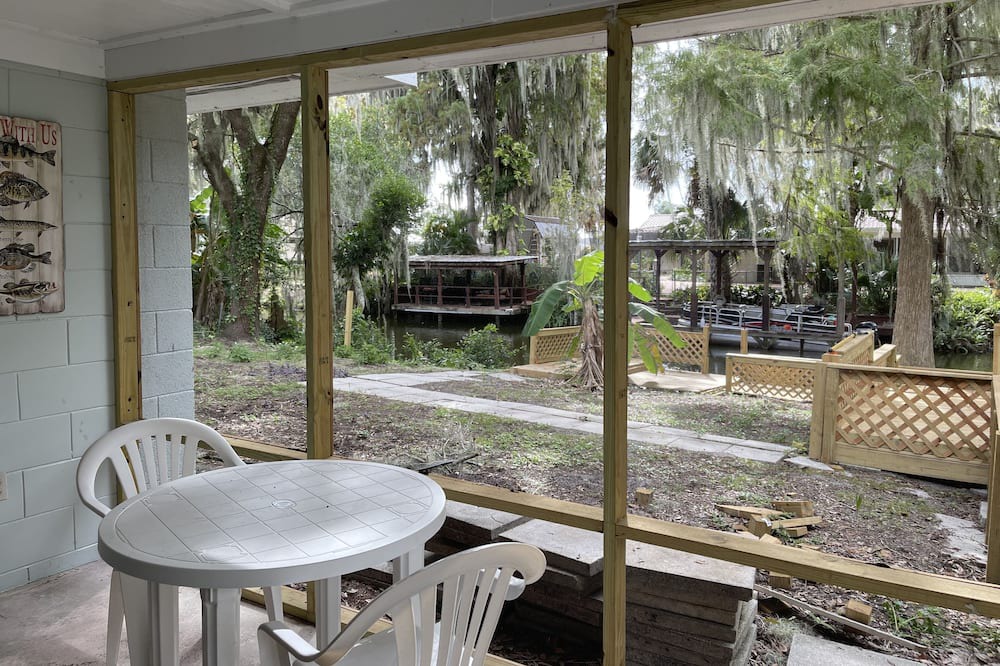 Photo of Bedroom in Tavares