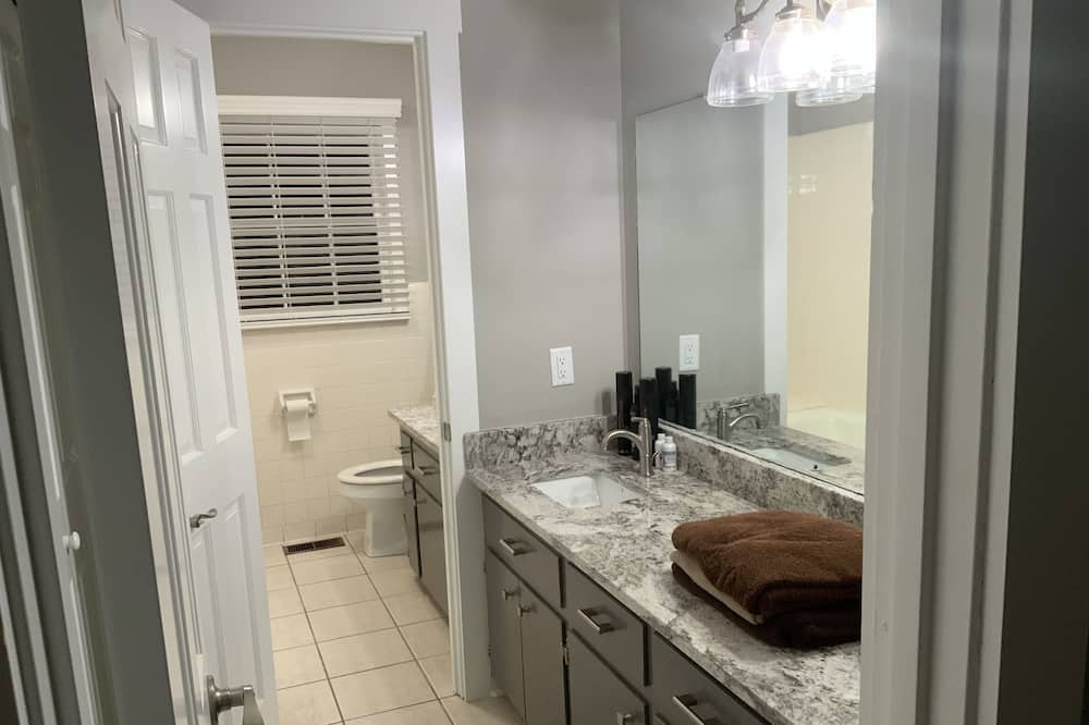 Photo of Bathroom in Chula