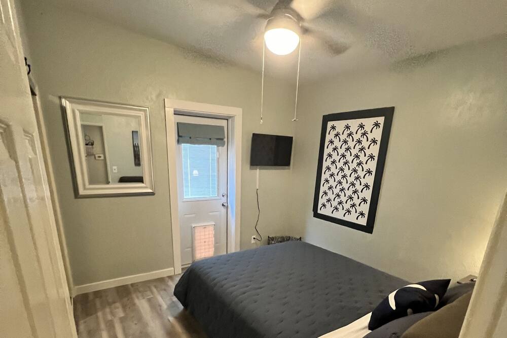 Photo of Bedroom in Disston Heights