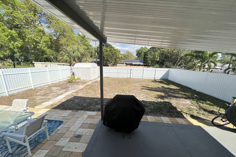 Photo of Patio Balcony in Disston Heights