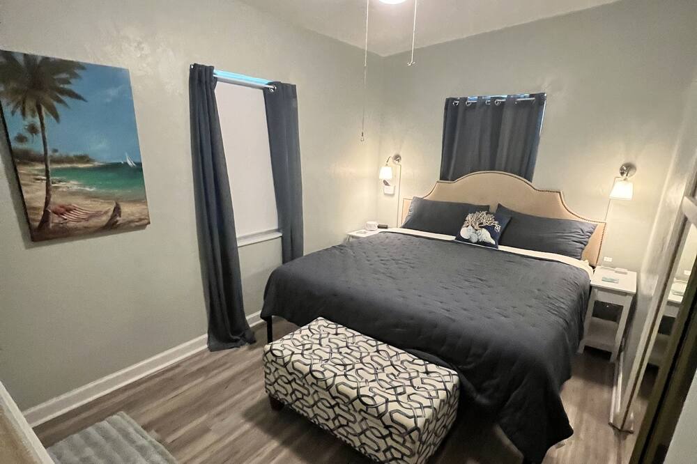 Photo of Bedroom in Disston Heights
