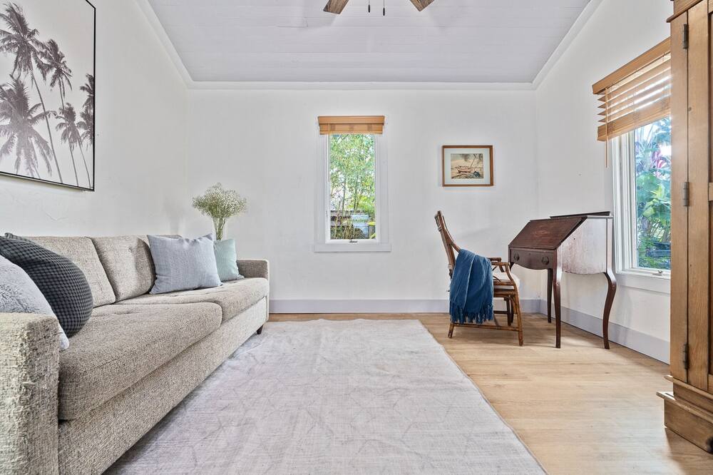 Photo of Livingroom in Bayou Shores
