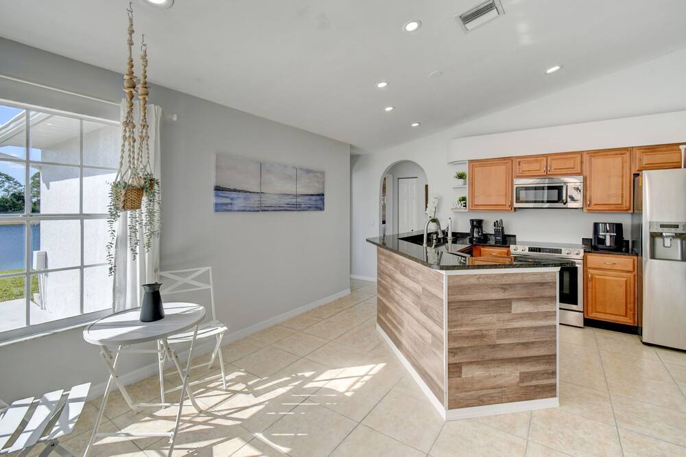 Photo of Kitchen in Port Saint Lucie