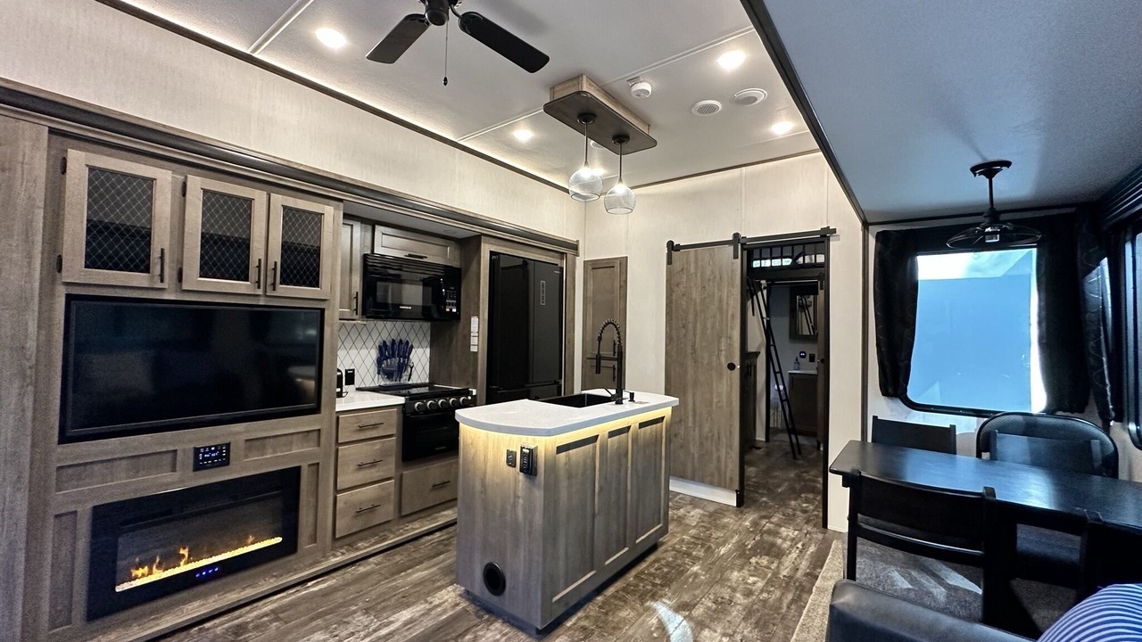 Photo of Livingroom in Edgar