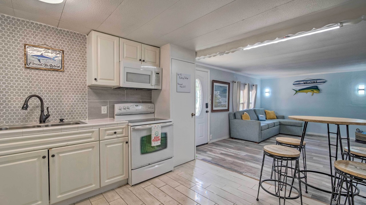 Photo of Kitchen in Yankeetown
