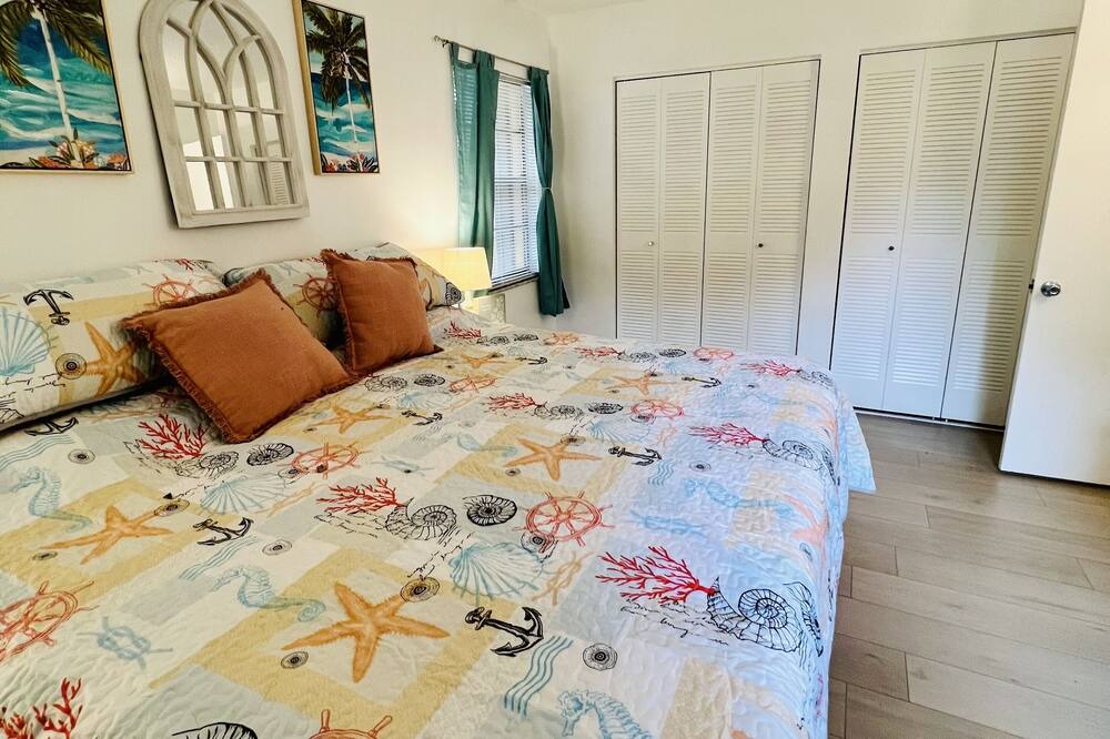 Photo of Bedroom in Disston Heights