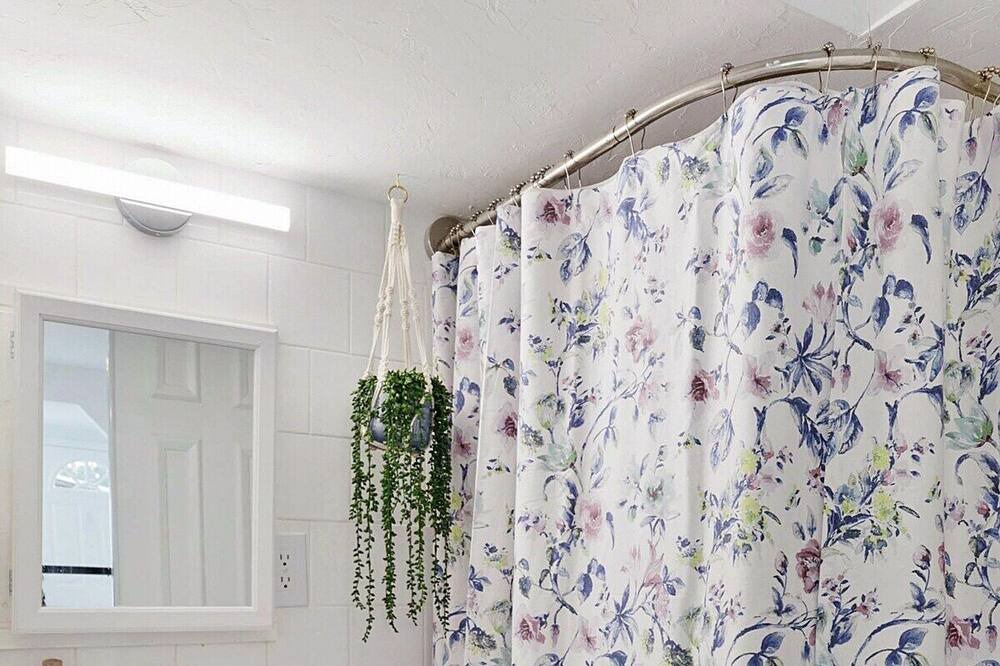 Photo of Bathroom in Flamingo Parks