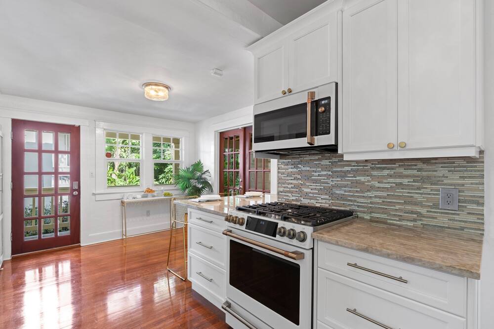 Photo of Kitchen in Flamingo Parks