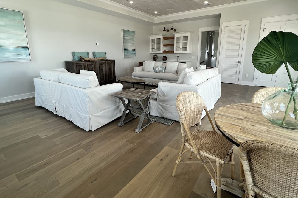 Photo of Livingroom in Laguna Beach