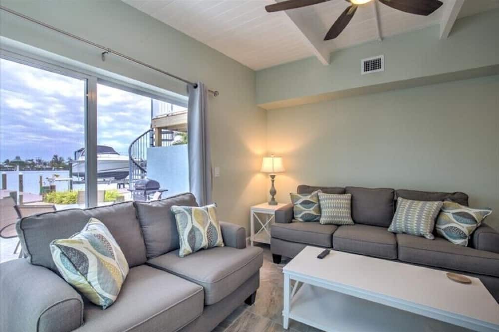 Photo of Livingroom in Key Colony Beach