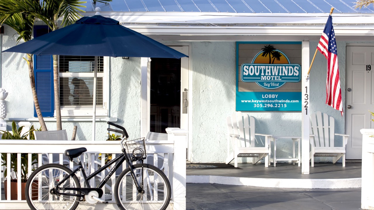 Photo of Outdoor in Uptown - Upper Duval