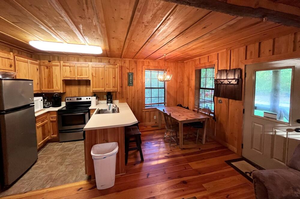 Photo of Kitchen in Georgia Coast