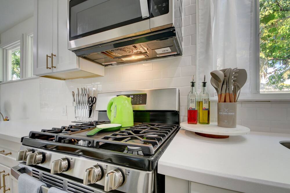 Photo of Kitchen in Parrot Cove