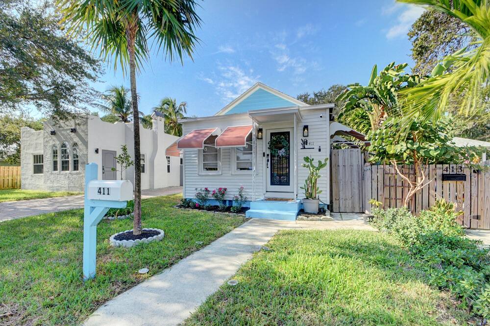Photo of Outdoor in Parrot Cove