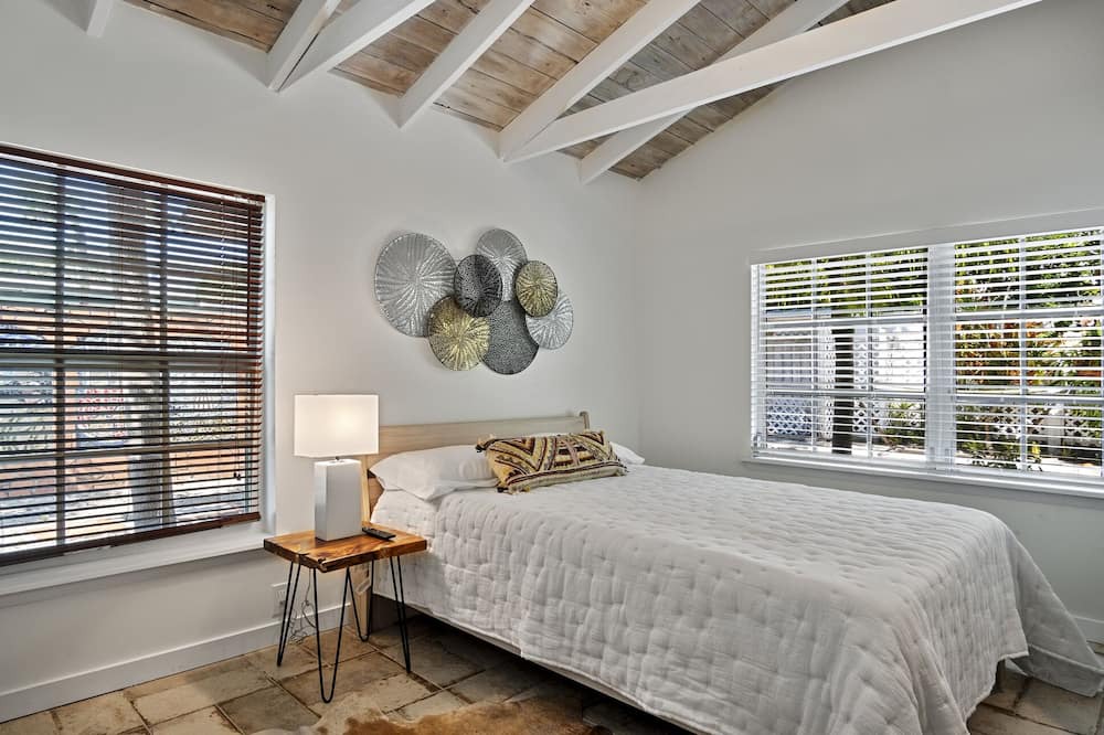 Photo of Bedroom in Marina District