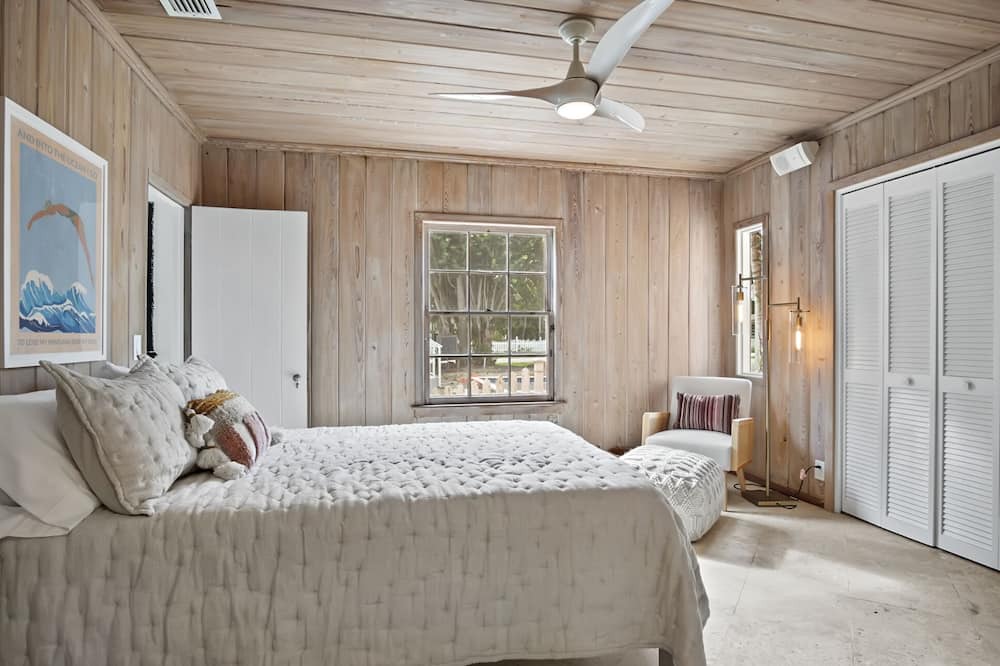 Photo of Bedroom in Marina District
