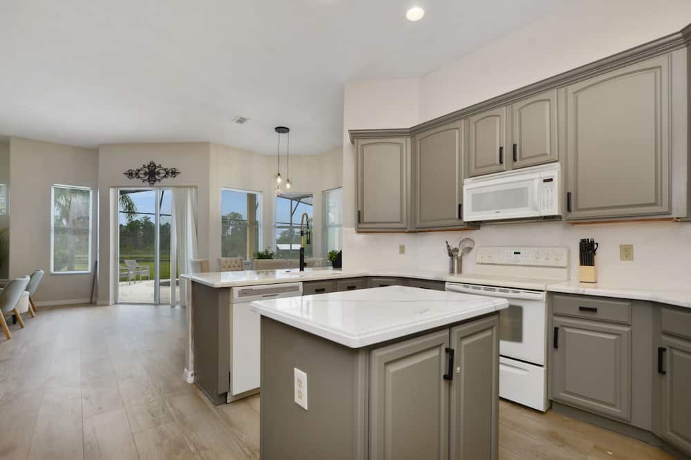 Photo of Kitchen in Wedgefield