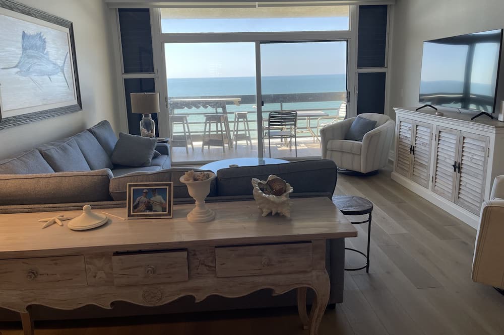 Photo of Bedroom in Longboat Key