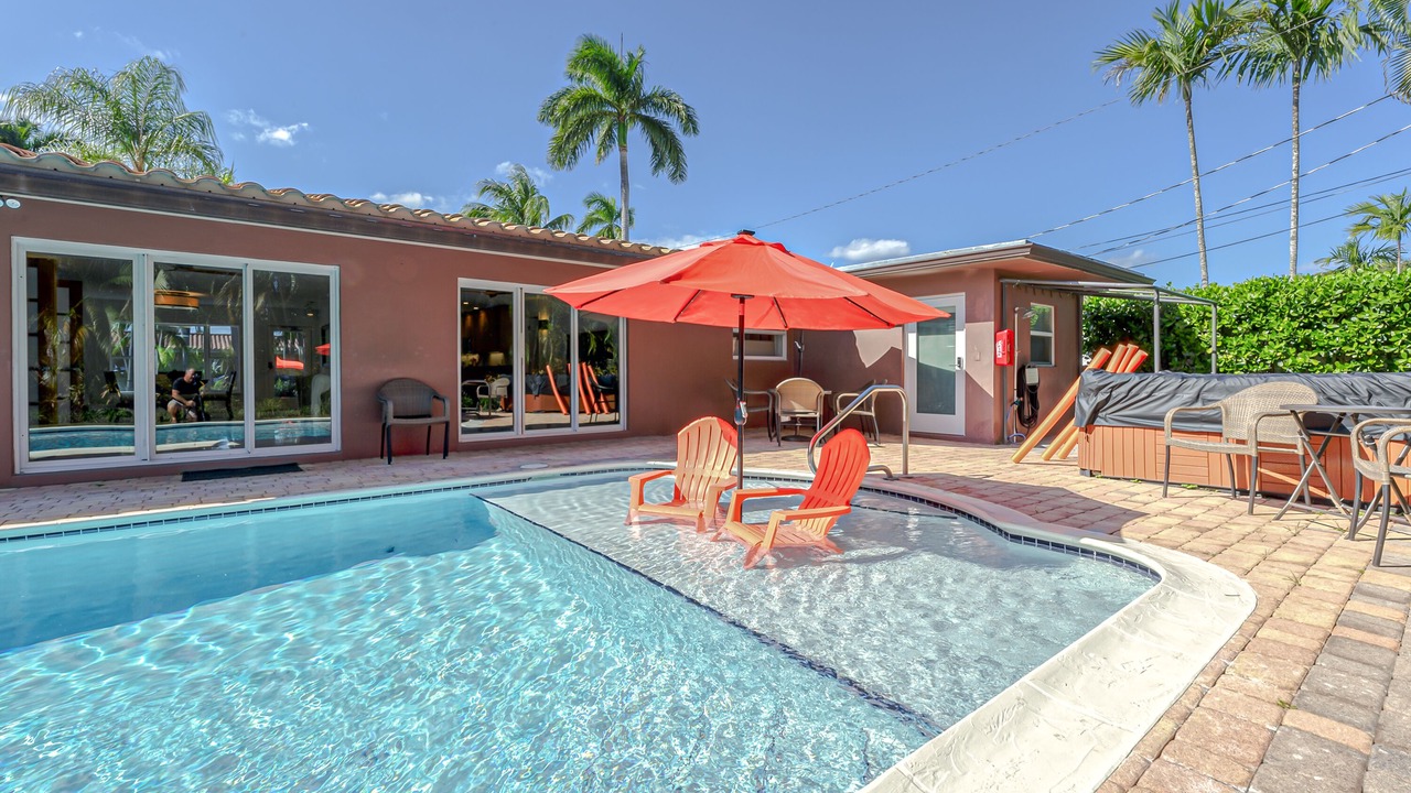 Photo of Outdoor in Coral Heights