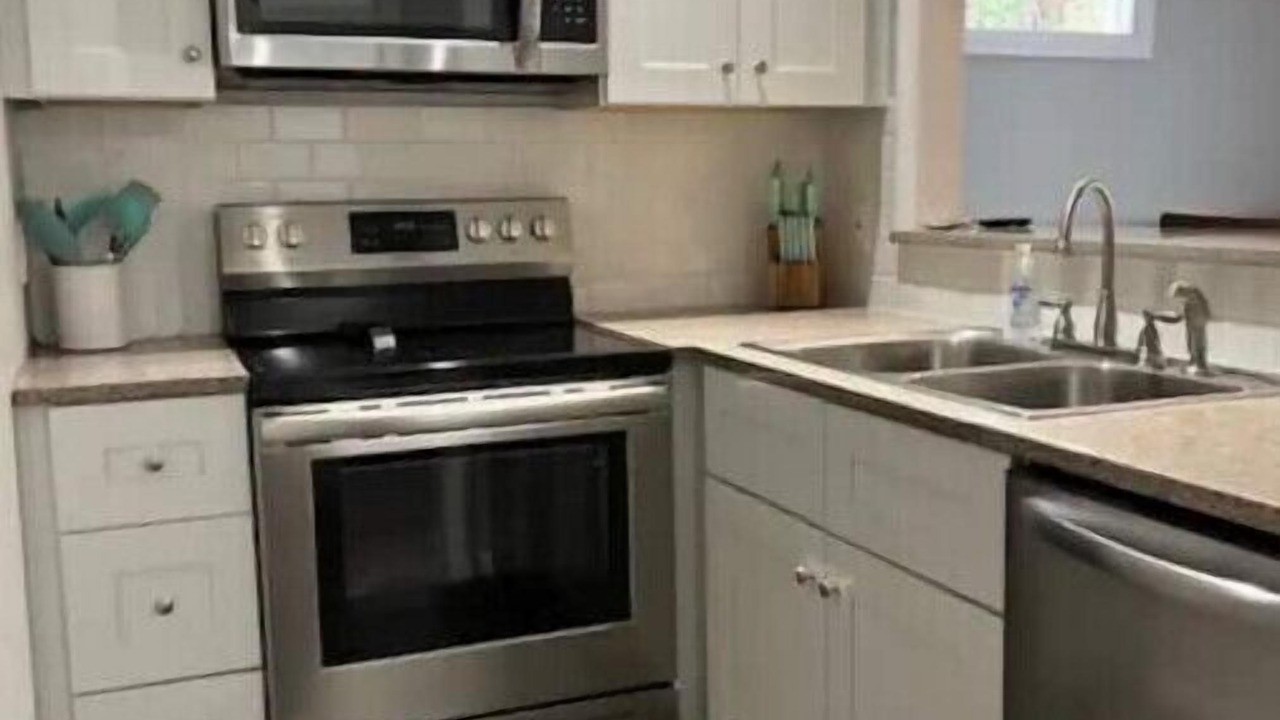 Photo of Kitchen in Crystal River