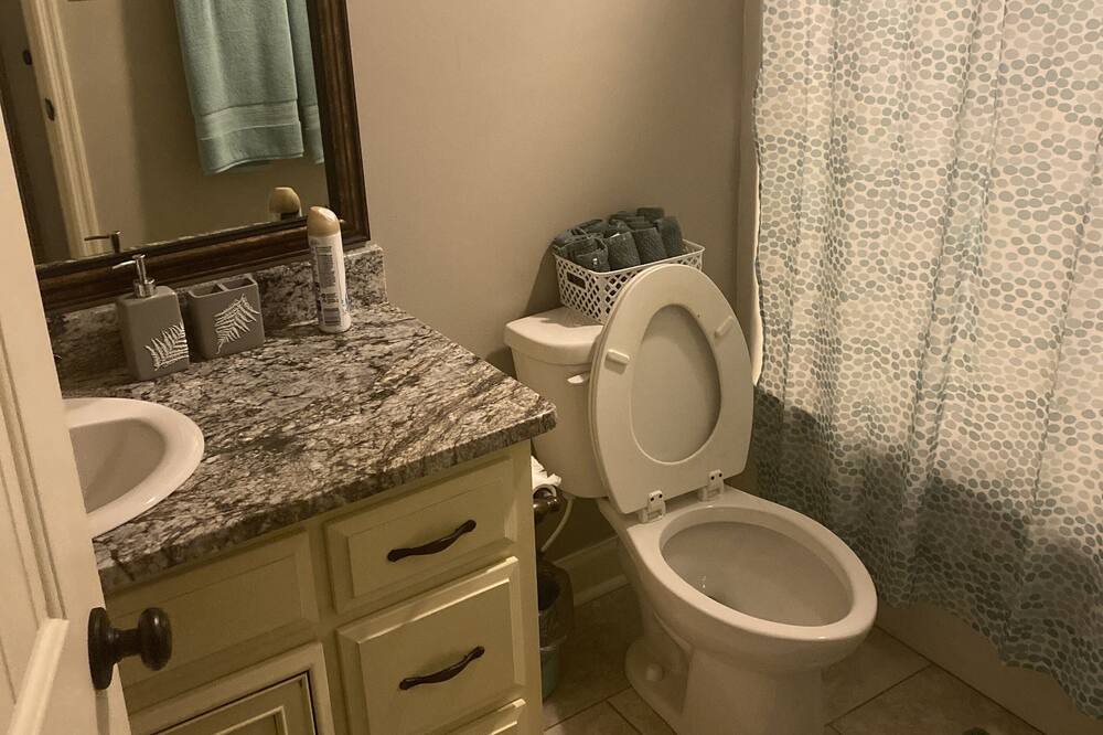 Photo of Bathroom in Hahira