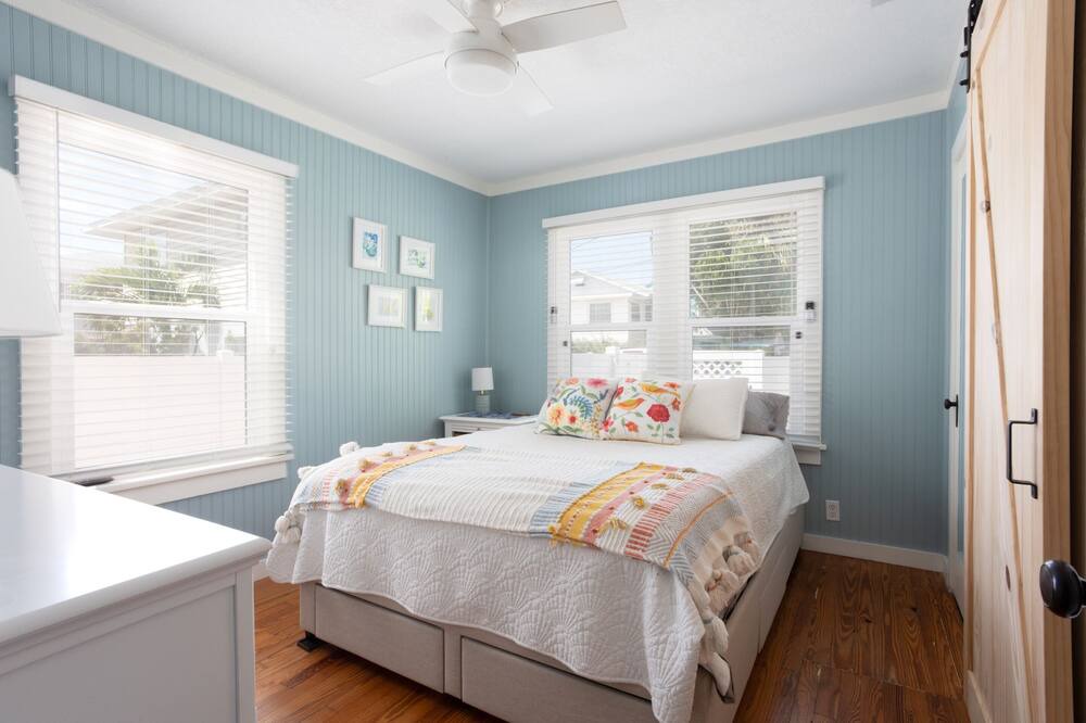 Photo of Bedroom in St. Pete Beach