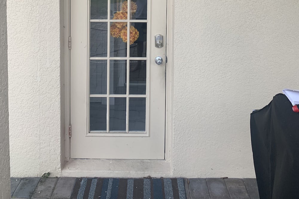 Photo of Outdoor in Vista East