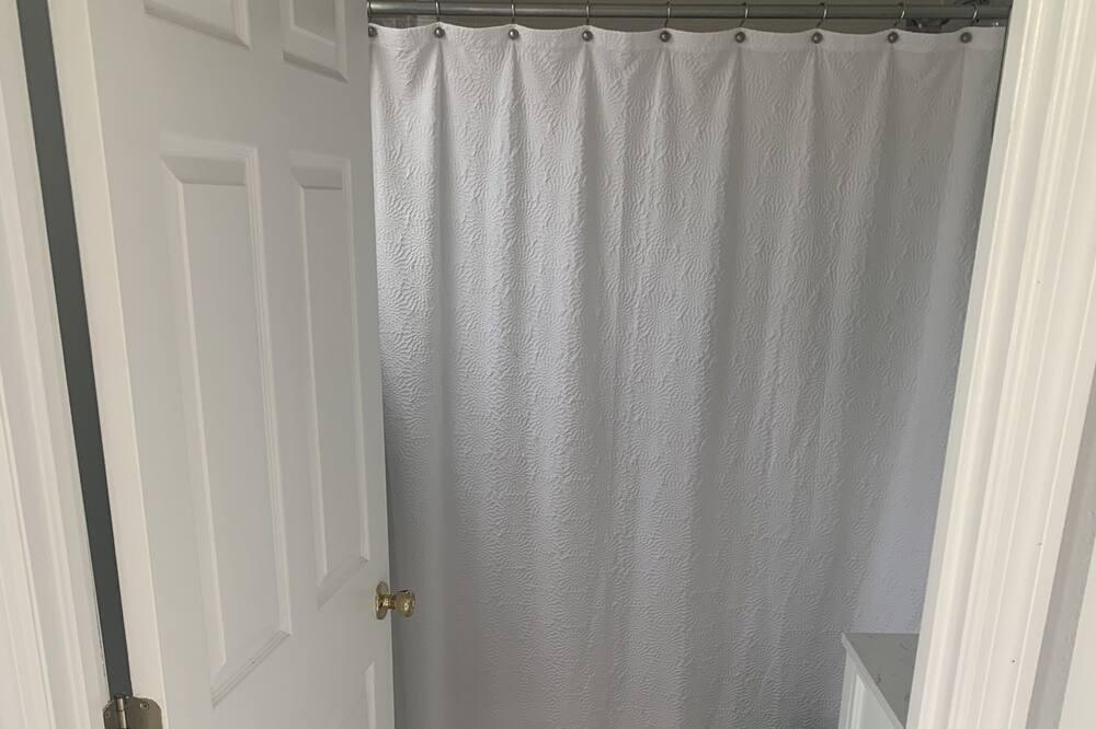 Photo of Bathroom in Vista East