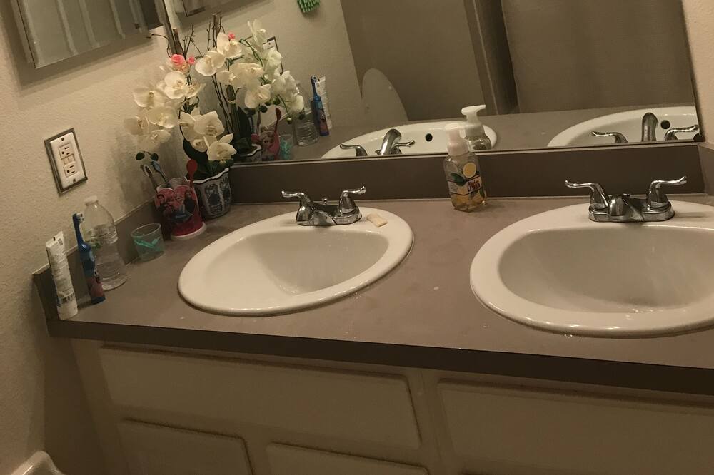 Photo of Bathroom in New Tampa