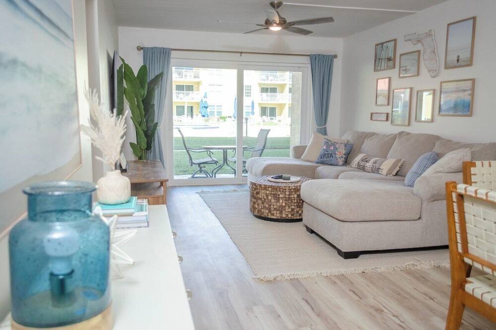 Photo of Outdoor in Point East