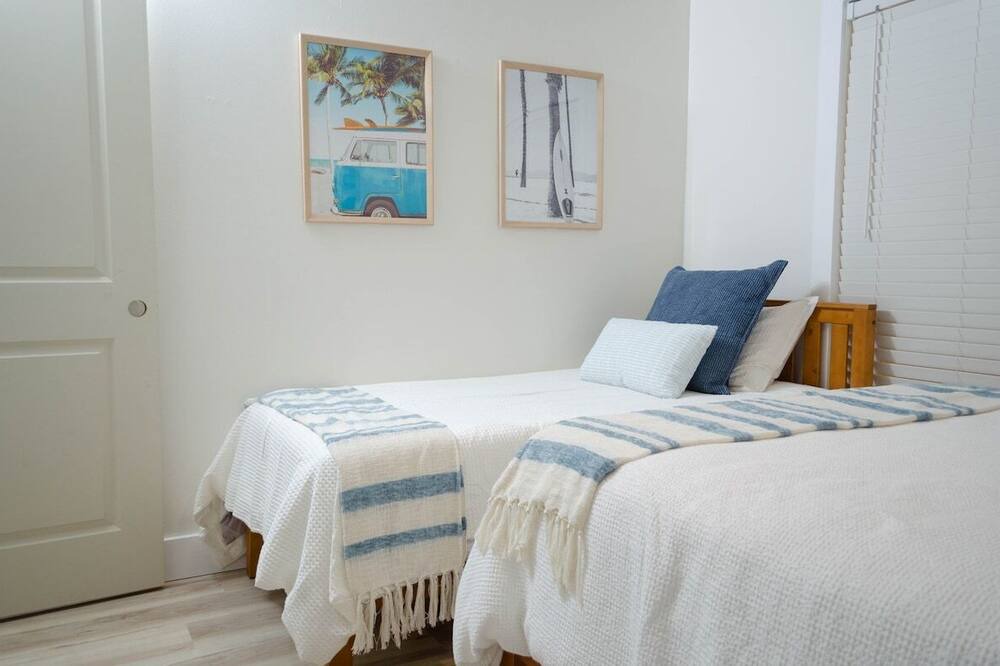 Photo of Bedroom in Point East