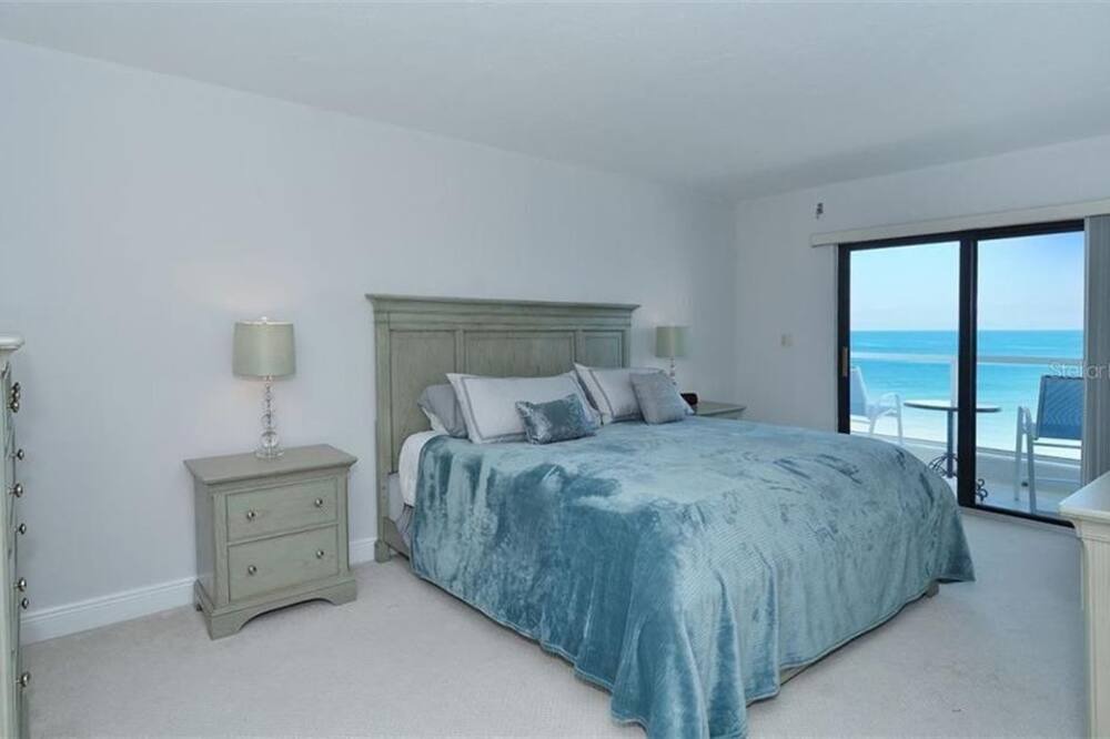 Photo of Others in Longboat Key