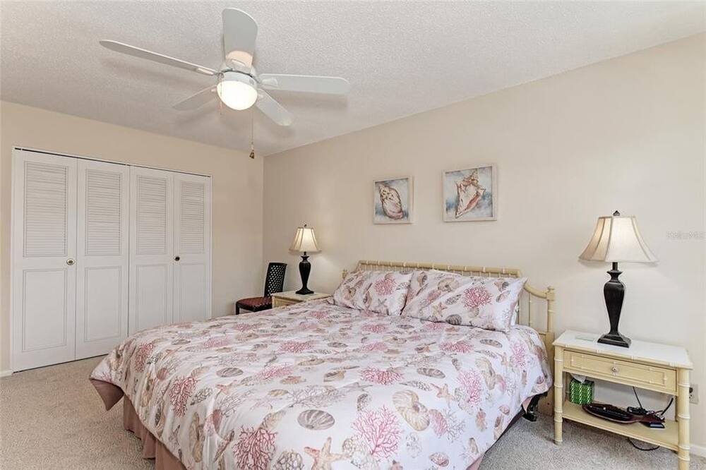 Photo of Others in Longboat Key