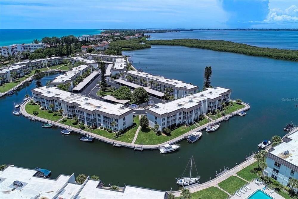 Photo of Others in Longboat Key