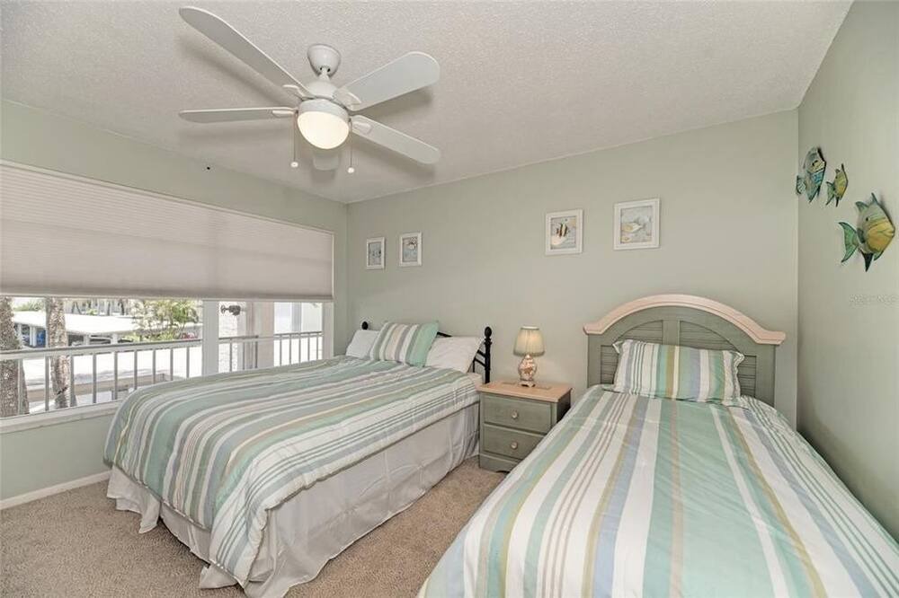 Photo of Others in Longboat Key