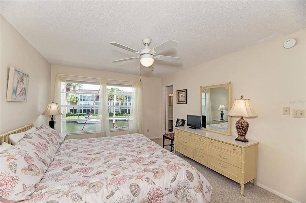 Photo of Others in Longboat Key