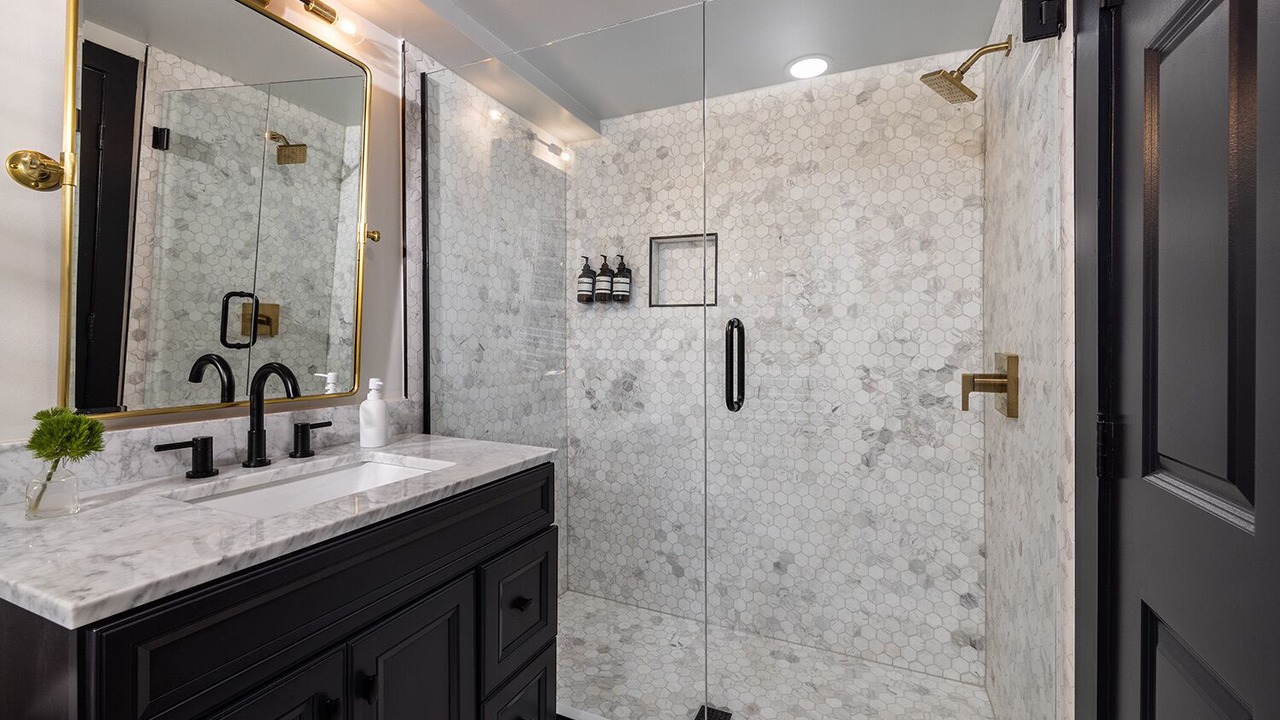 Photo of Bathroom in Historic District