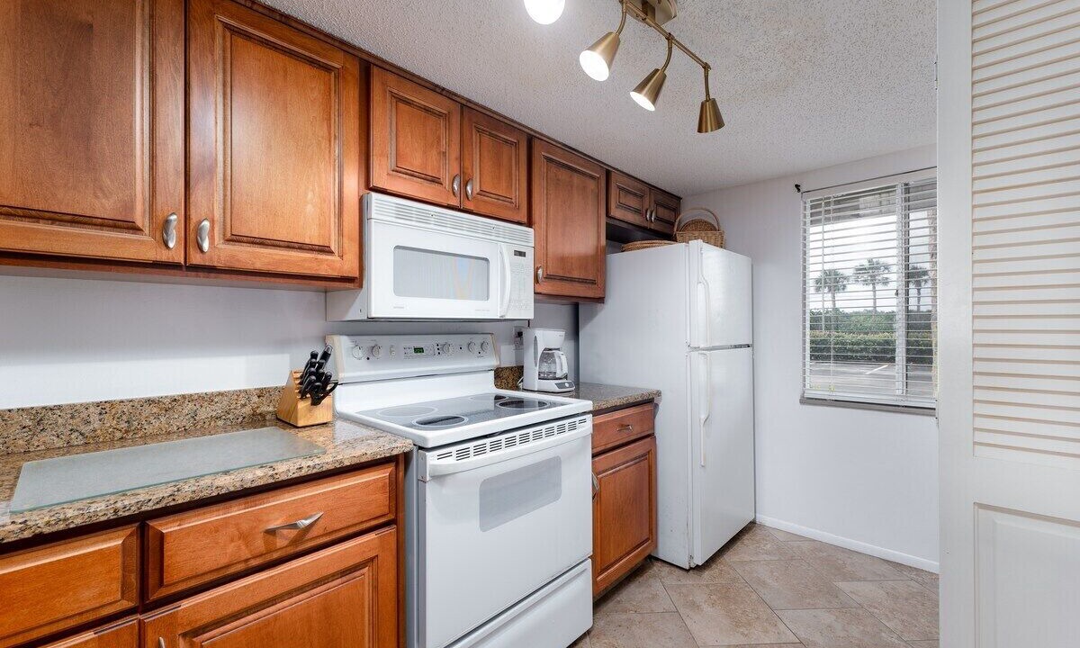 Photo of Kitchen in Crescent Beach