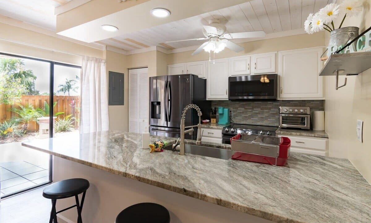 Photo of Kitchen in Cocoa Isles