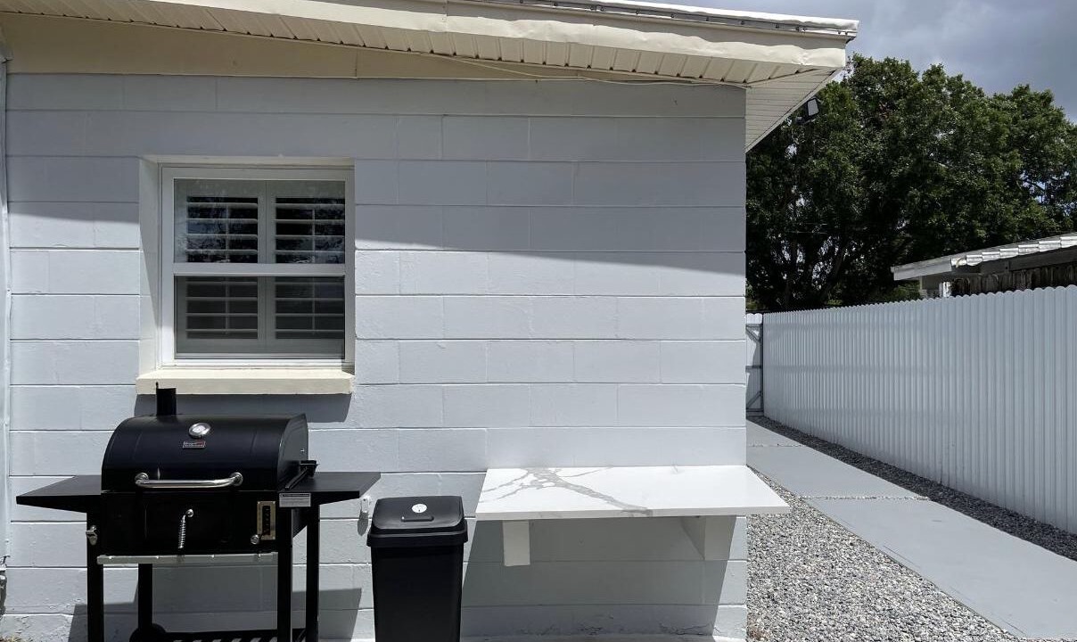 Photo of Outdoor in Pinecrest West Park
